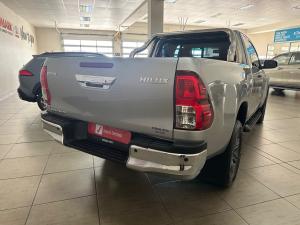 Toyota Hilux 2.4GD-6 Xtra cab Raider manual - Image 2