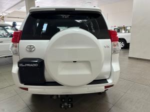 Toyota Land Cruiser Prado 4.0 VX - Image 5