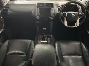 Toyota Land Cruiser Prado 4.0 VX - Image 6