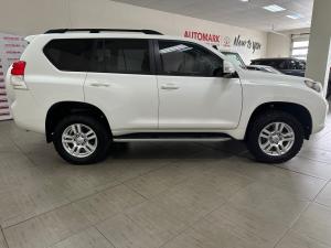 Toyota Land Cruiser Prado 4.0 VX - Image 3