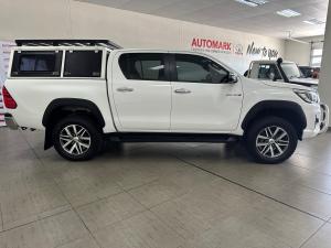 Toyota Hilux 2.8GD-6 double cab 4x4 Legend 50 auto - Image 3