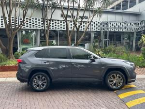 Toyota RAV4 2.5 Hybrid GX-R E-Four - Image 3