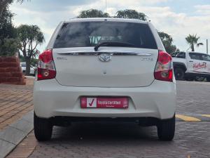 Toyota Etios hatch 1.5 Sprint - Image 5