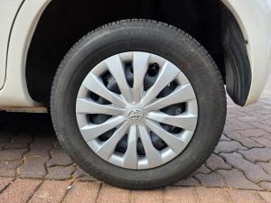 Toyota Etios hatch 1.5 Sprint - Image 9