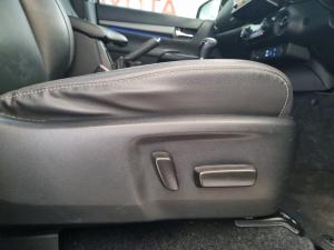 Toyota Hilux 2.8GD-6 double cab 4x4 Legend auto - Image 16