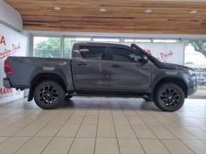 Toyota Hilux 2.8GD-6 double cab 4x4 Legend auto - Image 3