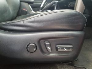 Toyota RAV4 2.5 AWD VX - Image 17