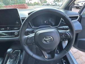 Toyota Corolla 1.8 Hybrid XR - Image 8