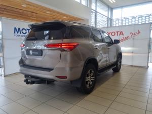Toyota Fortuner 2.8GD-6 - Image 2