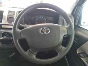 Toyota Hiace 2.5D-4D bus 14-seater GL - Image 8