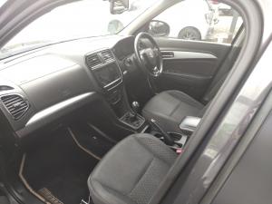 Suzuki Vitara Brezza 1.5 GLX - Image 7