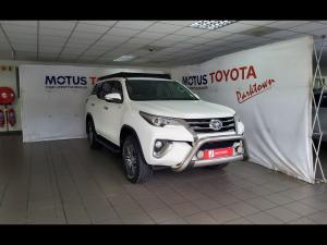 Toyota Fortuner 4.0 V6 4x4 - Image 1