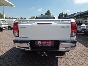 Toyota Hilux 2.4GD-6 single cab Raider manual - Image 5