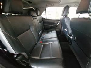 Toyota Fortuner 2.8 GD-6 4X4 VX automatic - Image 16