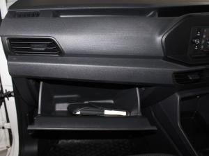 Volkswagen Caddy Maxi Cargo 2.0TDiP/V - Image 10