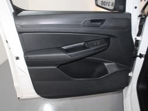 Volkswagen Caddy Maxi Cargo 2.0TDiP/V - Image 13