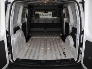 Volkswagen Caddy Maxi Cargo 2.0TDiP/V - Image 7