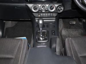 Toyota Hilux 2.4 GD-6 Raider X 4X4 automaticD/C - Image 11