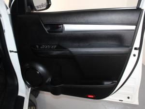 Toyota Hilux 2.4 GD-6 Raider X 4X4 automaticD/C - Image 12