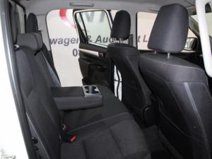 Toyota Hilux 2.4 GD-6 Raider X 4X4 automaticD/C - Image 13