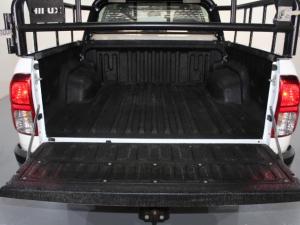 Toyota Hilux 2.4 GD-6 Raider X 4X4 automaticD/C - Image 17