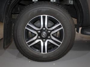 Toyota Hilux 2.4 GD-6 Raider X 4X4 automaticD/C - Image 21