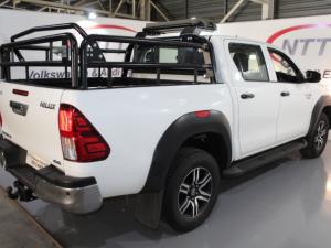 Toyota Hilux 2.4 GD-6 Raider X 4X4 automaticD/C - Image 4