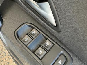 Renault Duster 1.5 dCI Dynamique 4X4 - Image 11