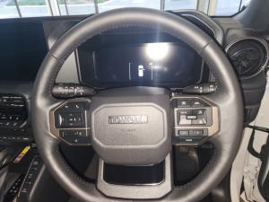 Toyota Prado VX-R 2.8GD automatic - Image 8