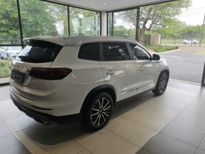 Chery Tiggo 8 PRO 1.6 Tdgi Distinction DCT - Image 2