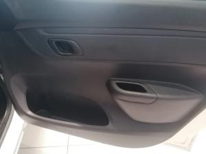Renault Kwid 1.0 Expression / Life / Evolution 5-Door - Image 15