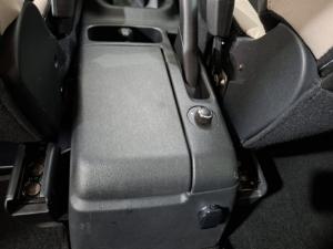 Renault Triber 1.0 Prestige auto - Image 12