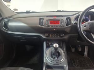 Kia Sportage 2.0 - Image 11