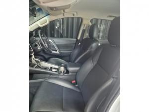Mitsubishi Pajero Sport 2.4DI-D 4x4 - Image 10