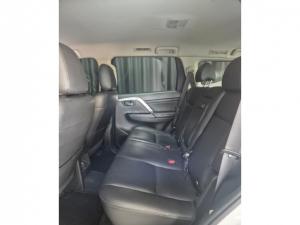 Mitsubishi Pajero Sport 2.4DI-D 4x4 - Image 11