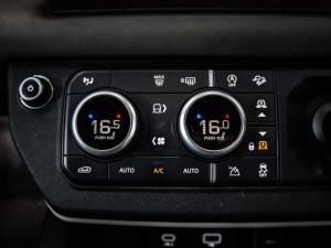 Land Rover Defender 110 D300 X-Dynamic HSE - Image 16