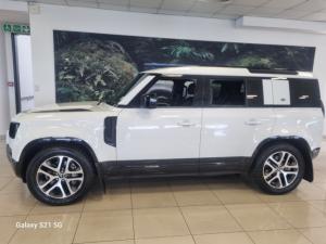 Land Rover Defender 110 D300 X-Dynamic HSE - Image 4