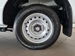 Isuzu D-Max Gen 6 250c single cab Fleetside - Image 9