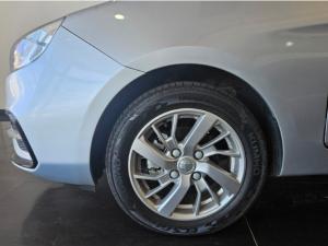 Proton Saga 1.3 Standard auto - Image 10