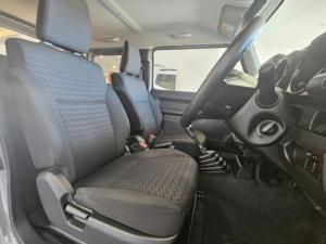 Suzuki Jimny 1.5 GL AllGrip 3-door manual - Image 6