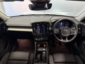 Volvo XC40 B4 Plus Dark - Image 15
