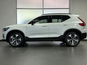 Volvo XC40 B4 Plus Dark - Image 4