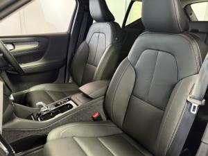 Volvo XC40 B4 Plus Dark - Image 8
