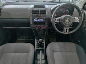 Volkswagen Polo Vivo hatch 1.4 Blueline - Image 5