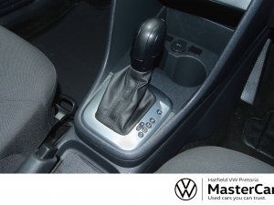 Volkswagen Polo Vivo hatch 1.6 Comfortline auto - Image 9