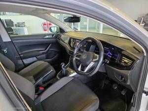 Volkswagen Polo hatch 1.0TSI Life manual - Image 8