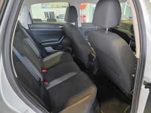 Volkswagen Polo hatch 1.0TSI Life manual - Image 9