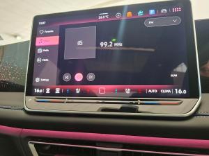 Volkswagen Tiguan 2.0TSI R-Line 4Motion - Image 17