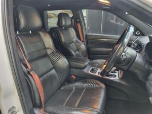 Jeep Grand Cherokee Trackhawk - Image 16