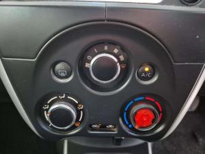 Nissan Almera 1.5 Acenta automatic - Image 18